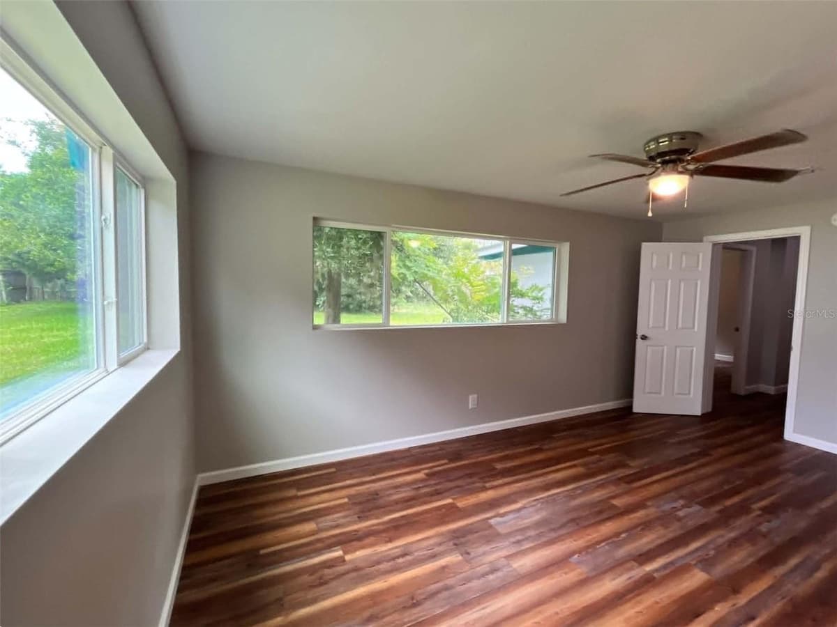 414 PROSPECT STREET — photo 10 of 28