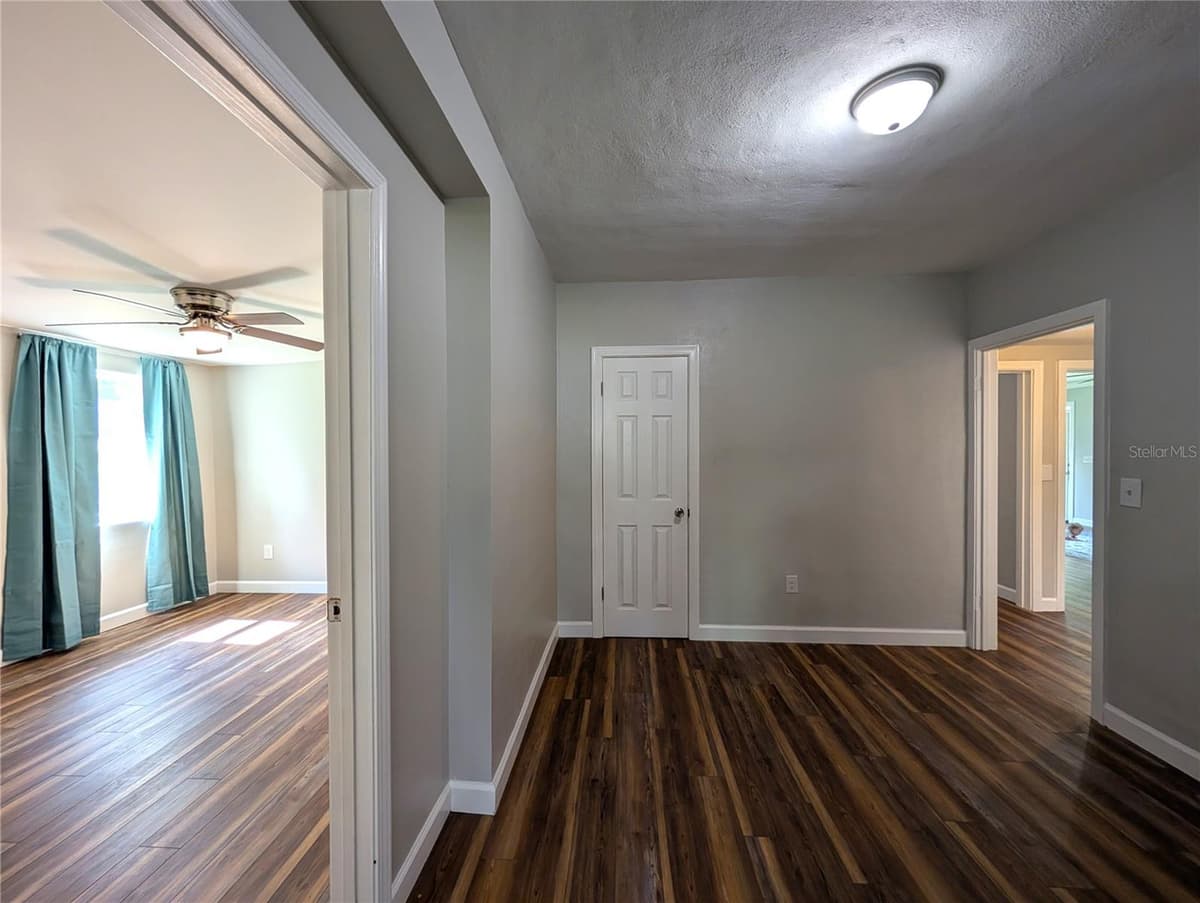 414 PROSPECT STREET — photo 16 of 28