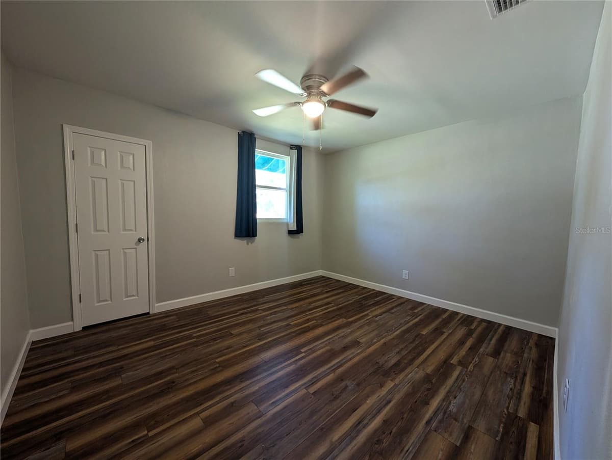 414 PROSPECT STREET — photo 18 of 28