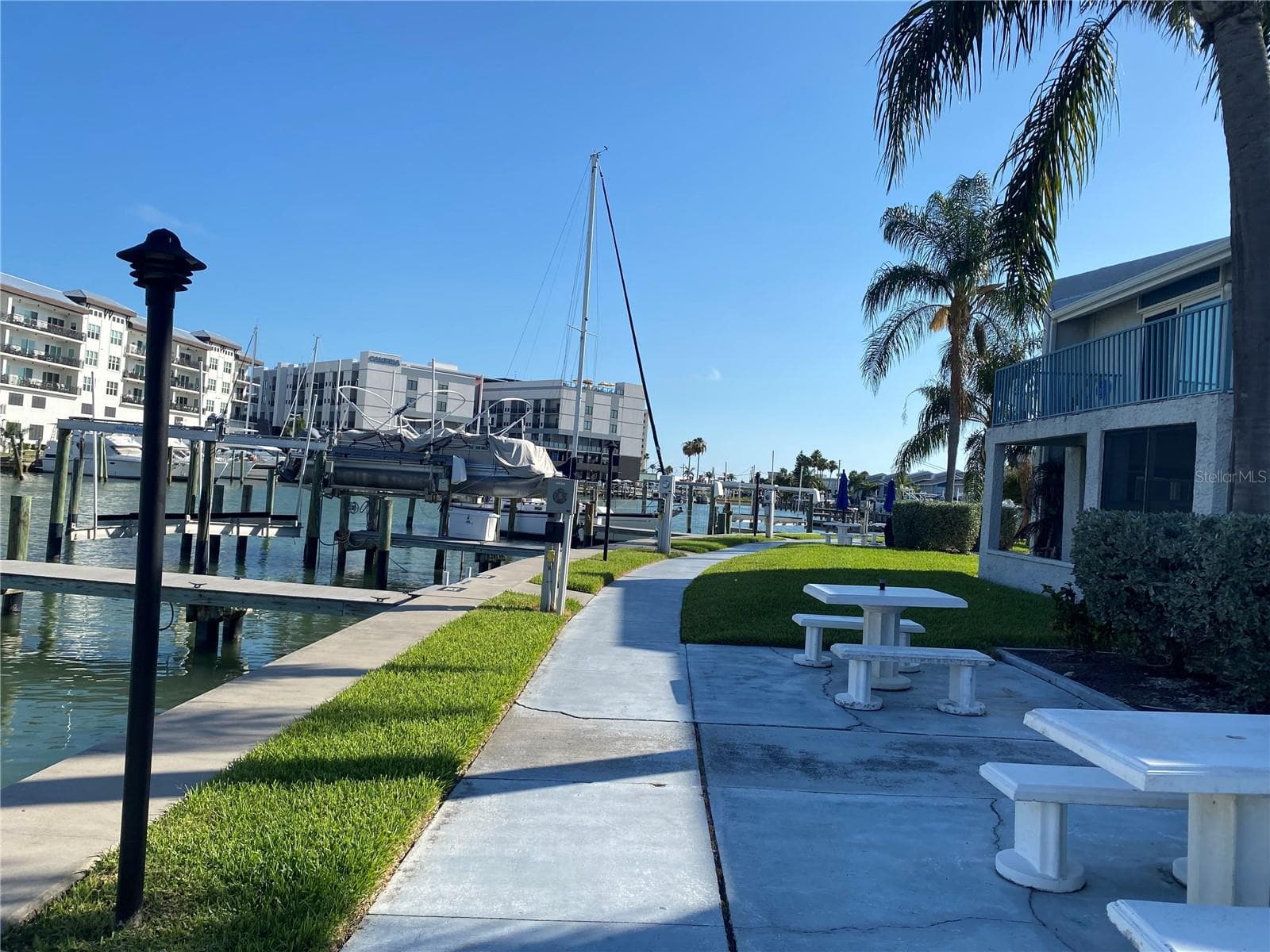 230 MEDALLION BOULEVARD — photo 36 of 37