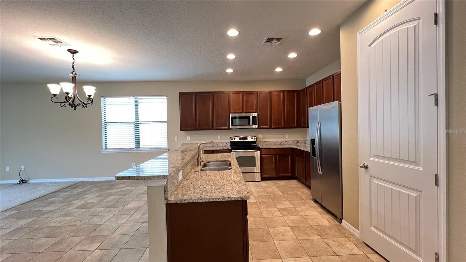 13324 LONGACRE DRIVE — photo 16 of 34
