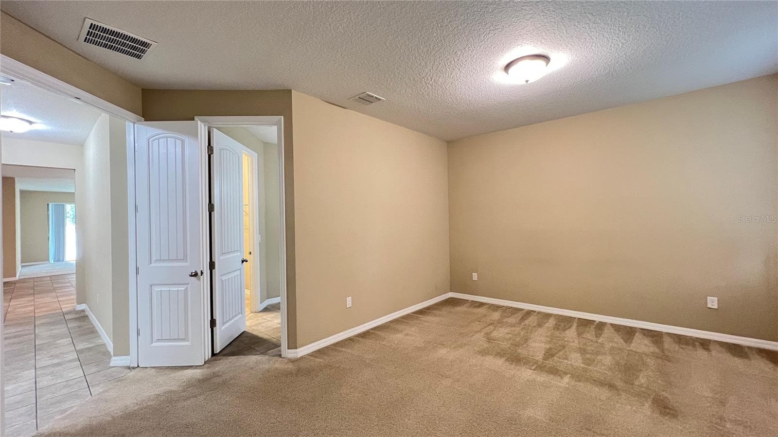13324 LONGACRE DRIVE — photo 10 of 34