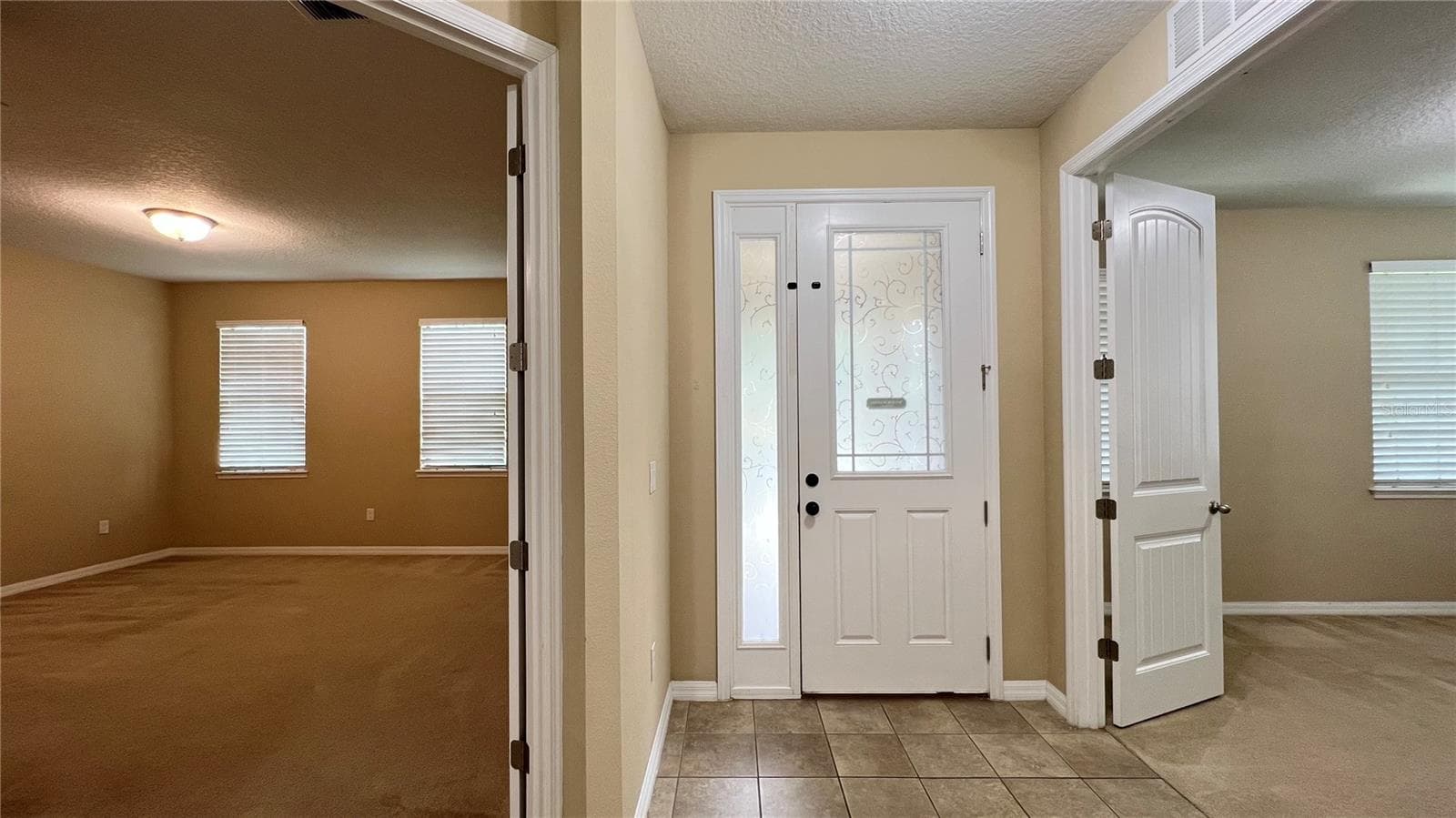 13324 LONGACRE DRIVE — photo 5 of 34
