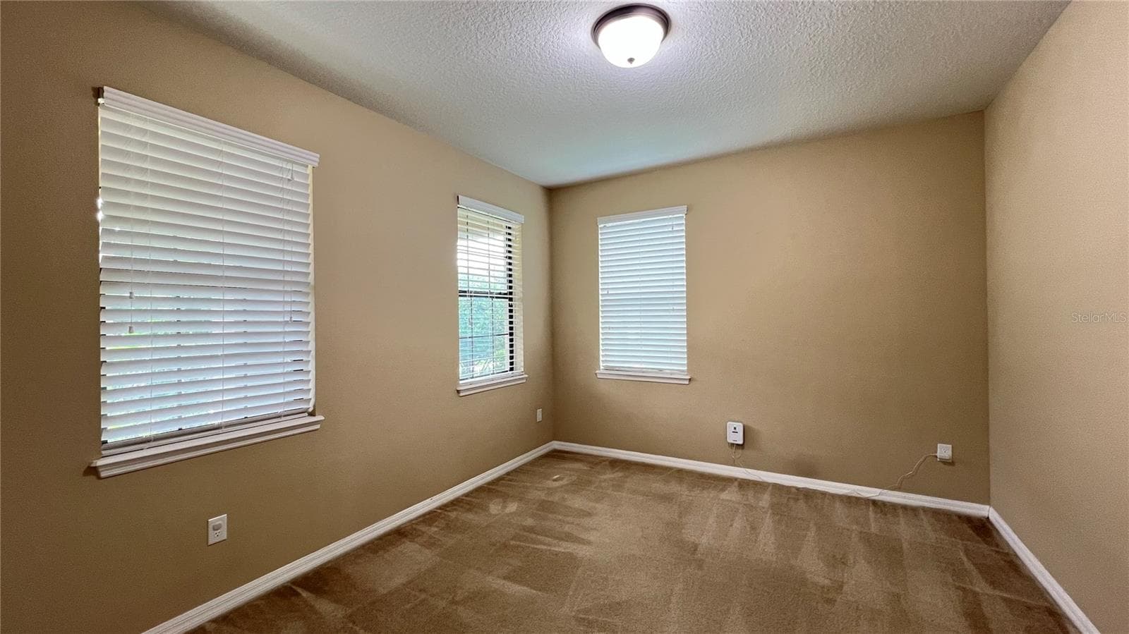 13324 LONGACRE DRIVE — photo 7 of 34