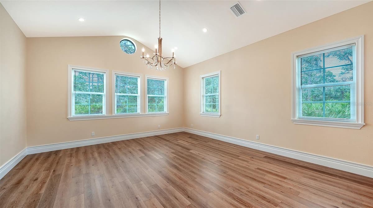 360 N POINT ROAD — photo 13 of 49