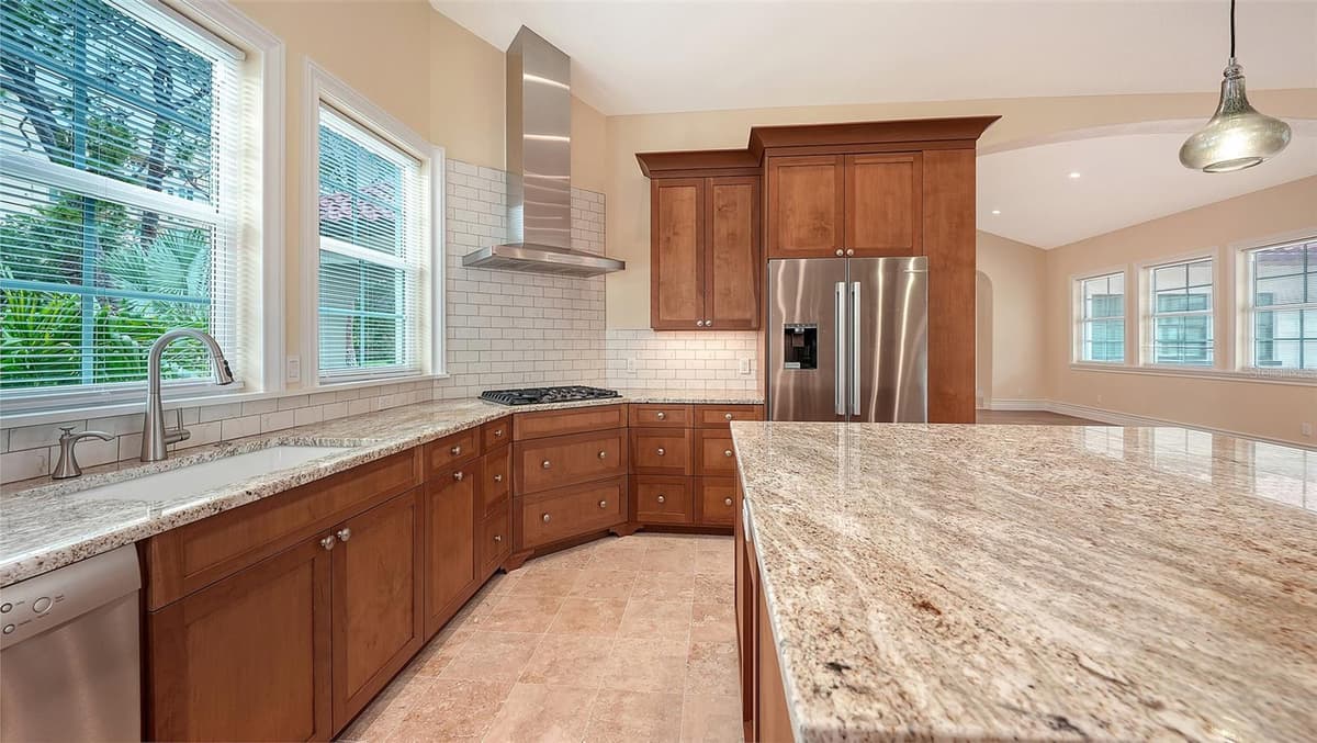 360 N POINT ROAD — photo 11 of 49