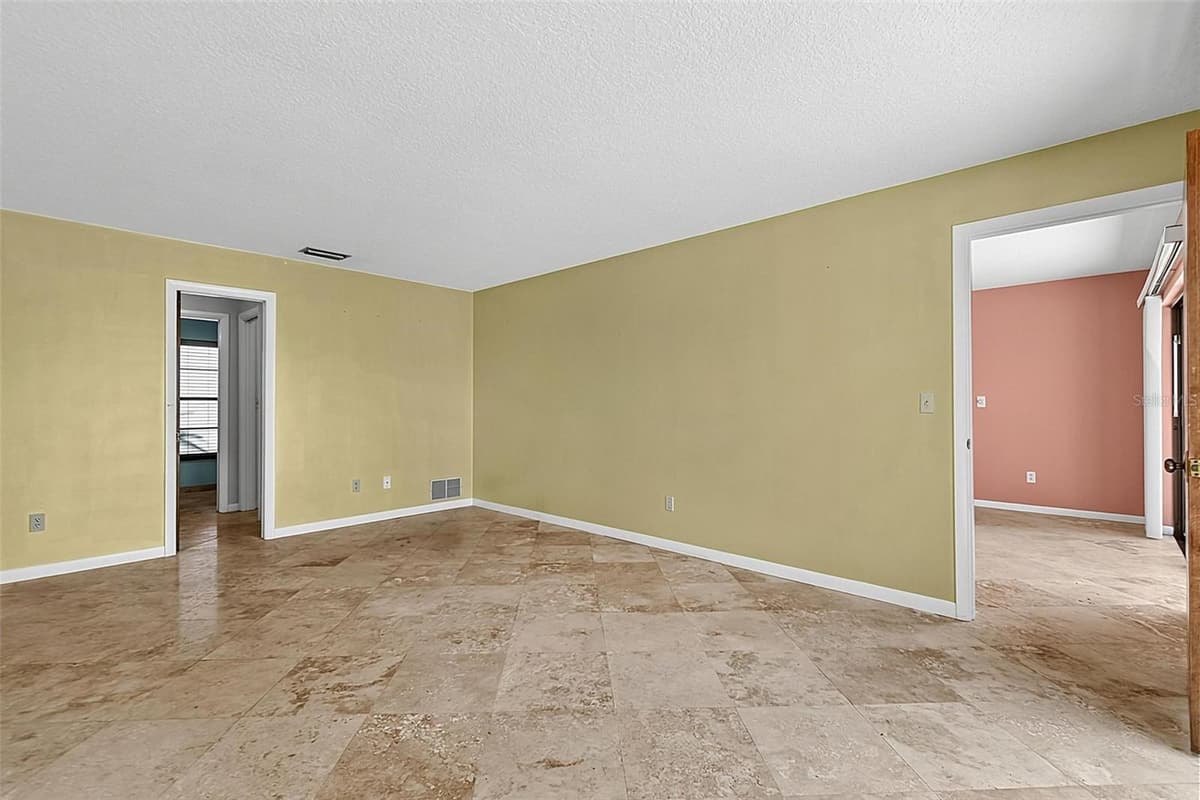10 CROW COURT — photo 30 of 68