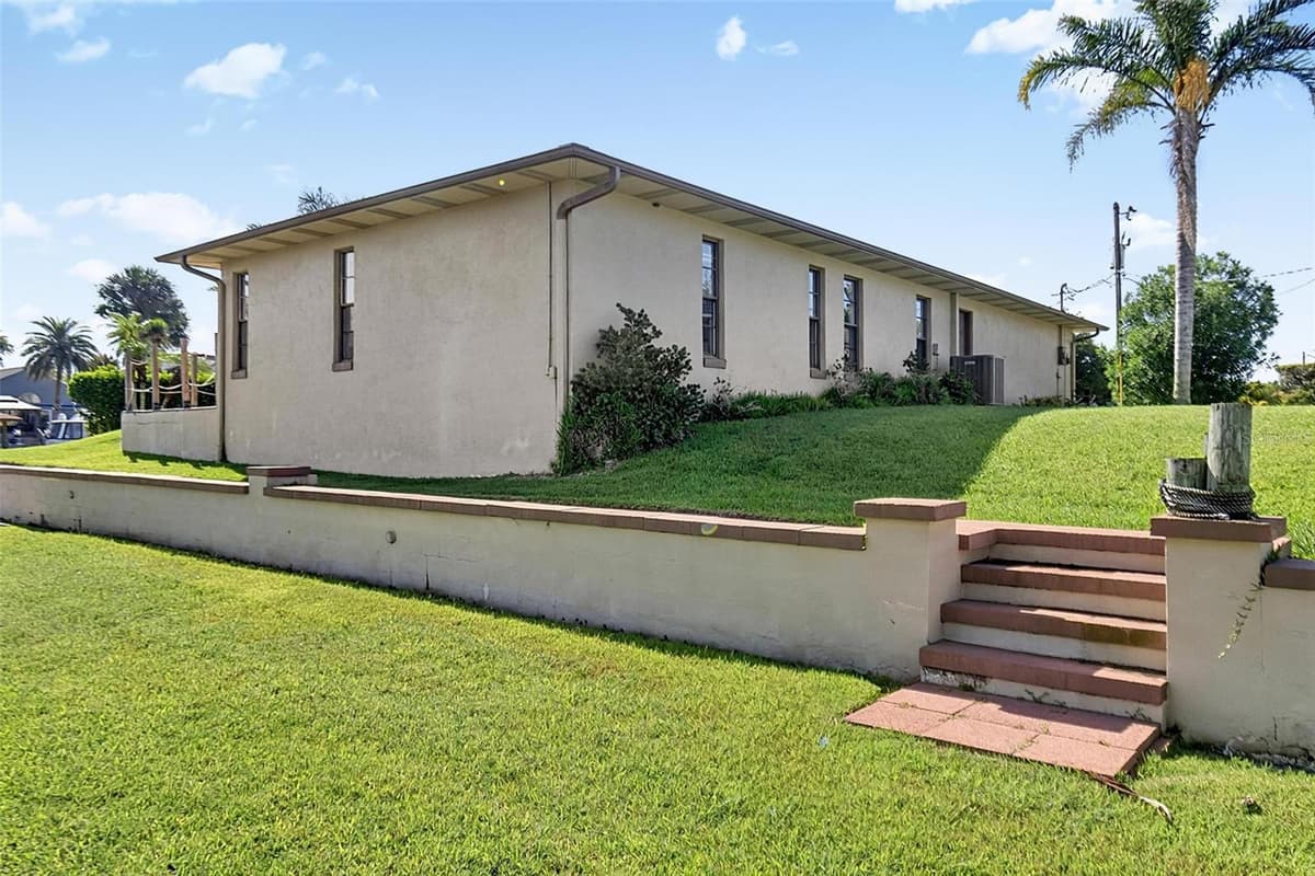 10 CROW COURT — photo 16 of 68