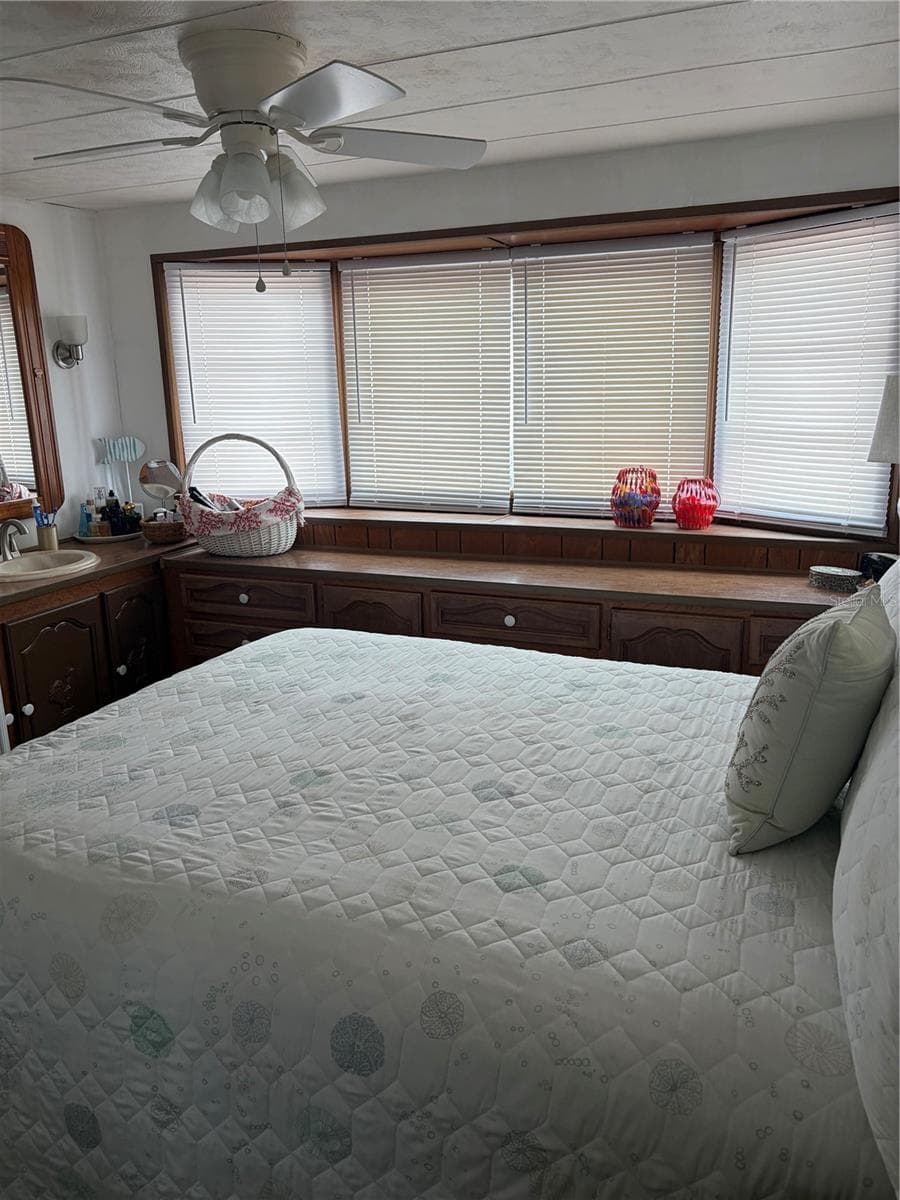 723 ROMA ROAD — photo 15 of 36