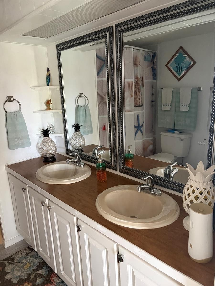723 ROMA ROAD — photo 17 of 36