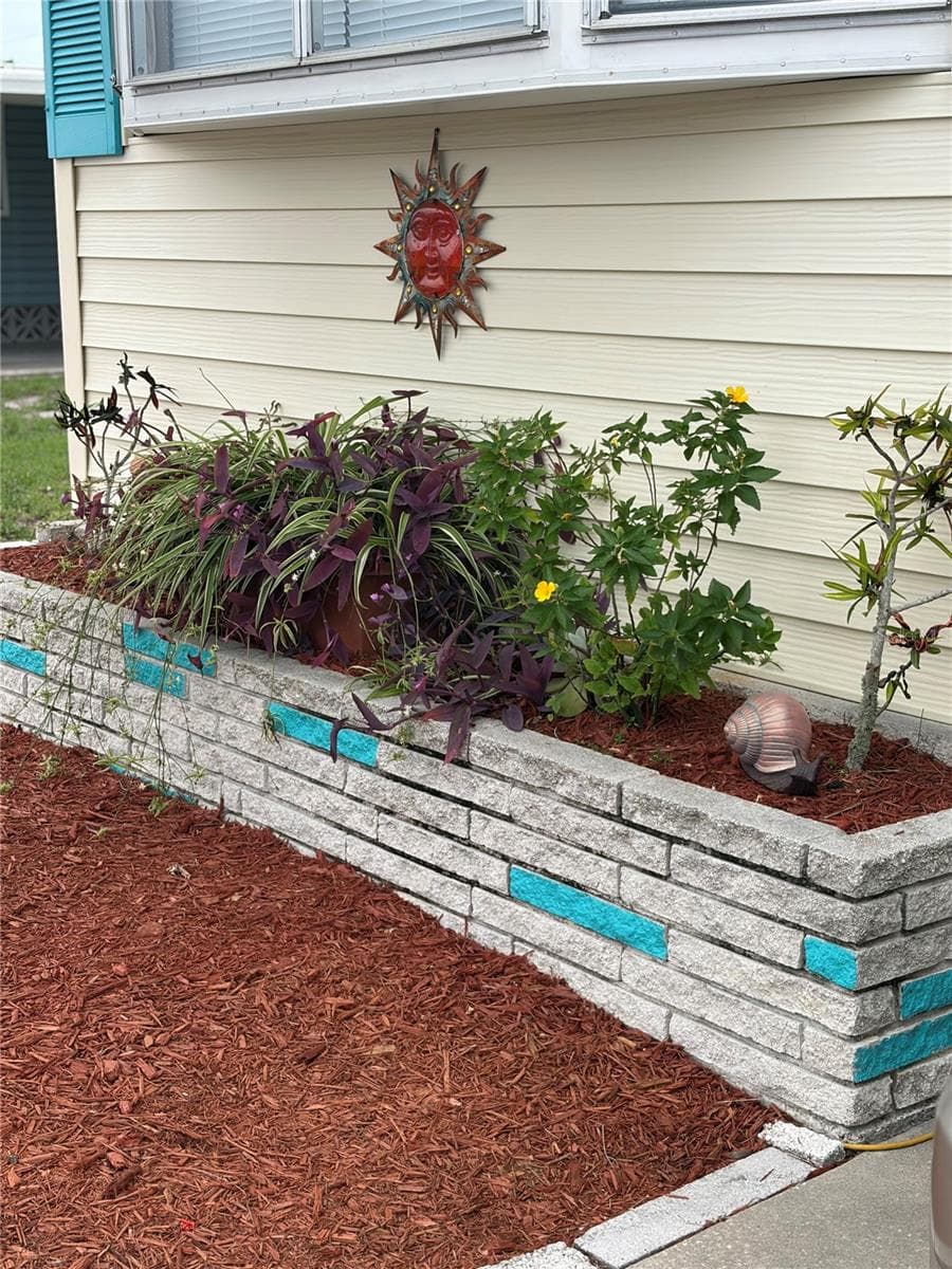 723 ROMA ROAD — photo 27 of 36