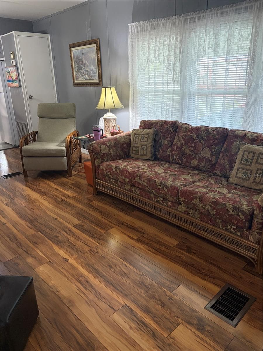 723 ROMA ROAD — photo 10 of 36