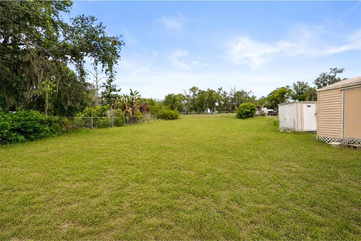 219 MOUNTAIN DRIVE — photo 14 of 18