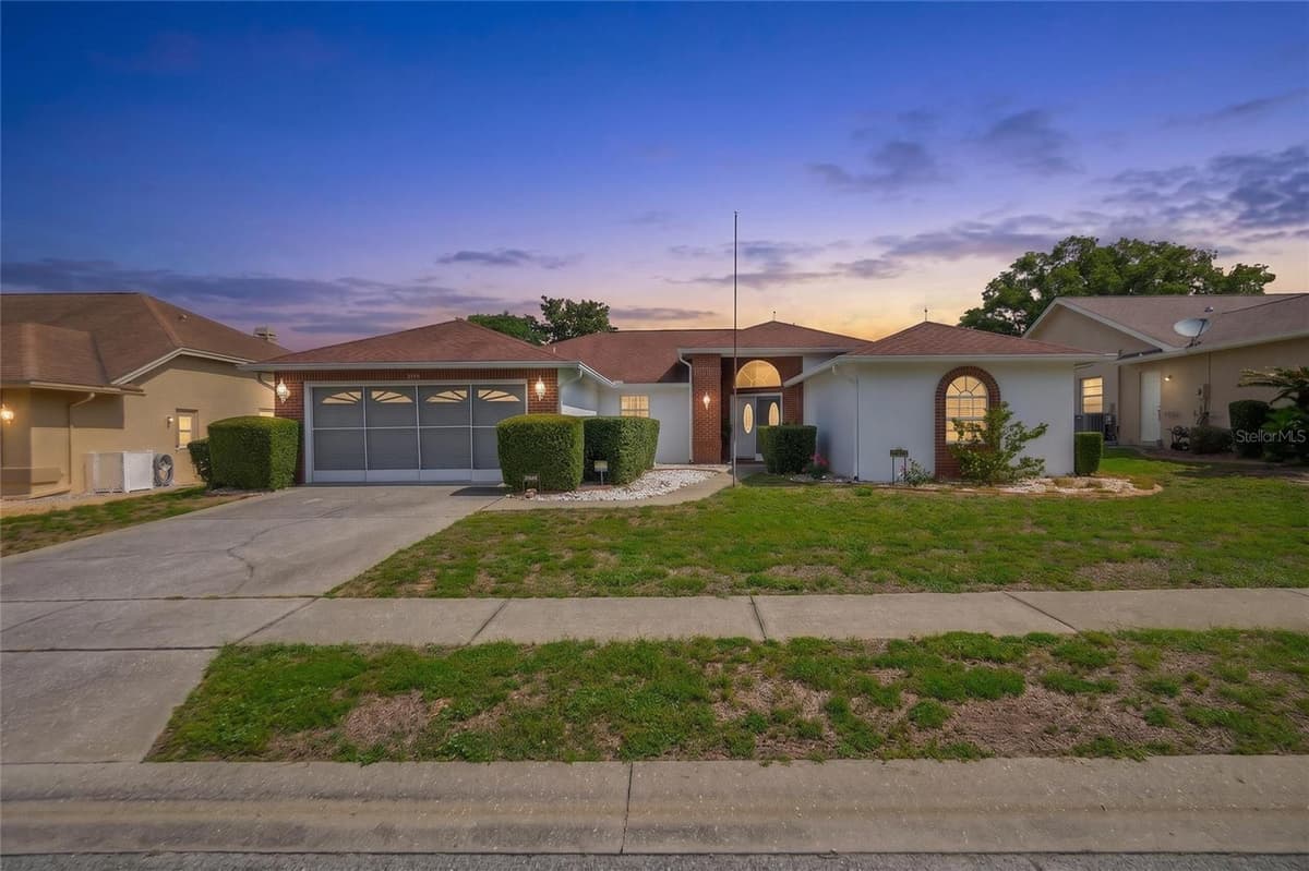 3943 FIELDWOOD COURT — photo 1 of 40
