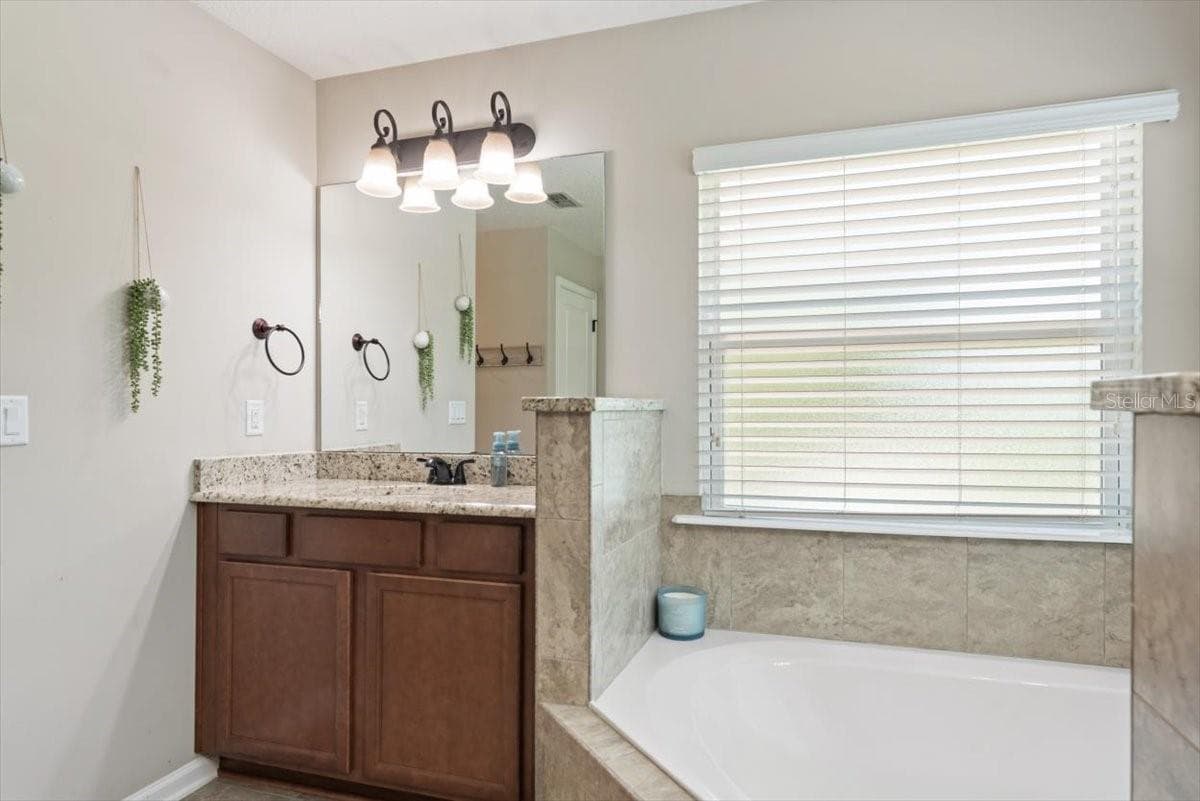 57 HUFFNER HILL CIRCLE — photo 33 of 64