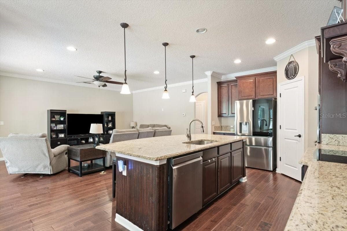 57 HUFFNER HILL CIRCLE — photo 13 of 64