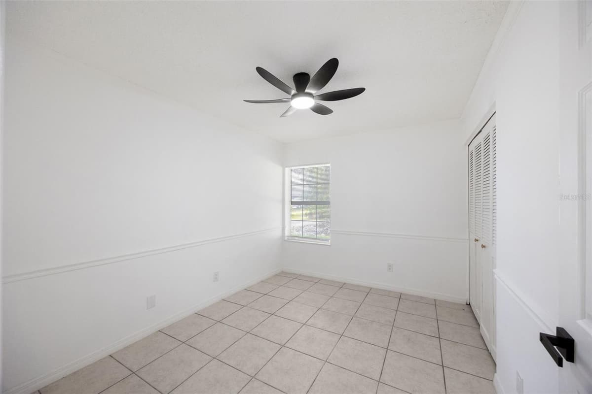 1010 CLEARMONT STREET — photo 21 of 25