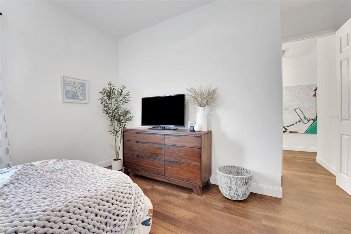 5911 OLD BERKLEY ROAD — photo 39 of 89