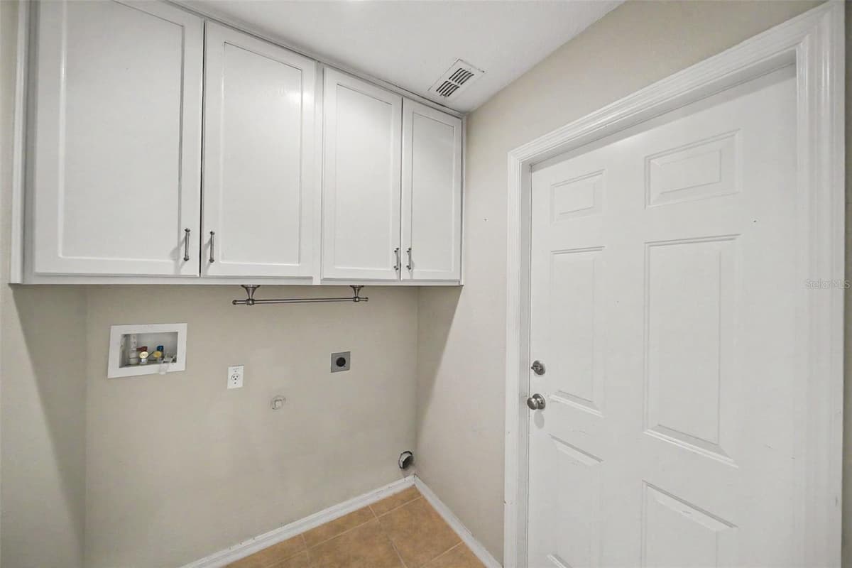 2519 BIG PINE DRIVE — photo 29 of 35