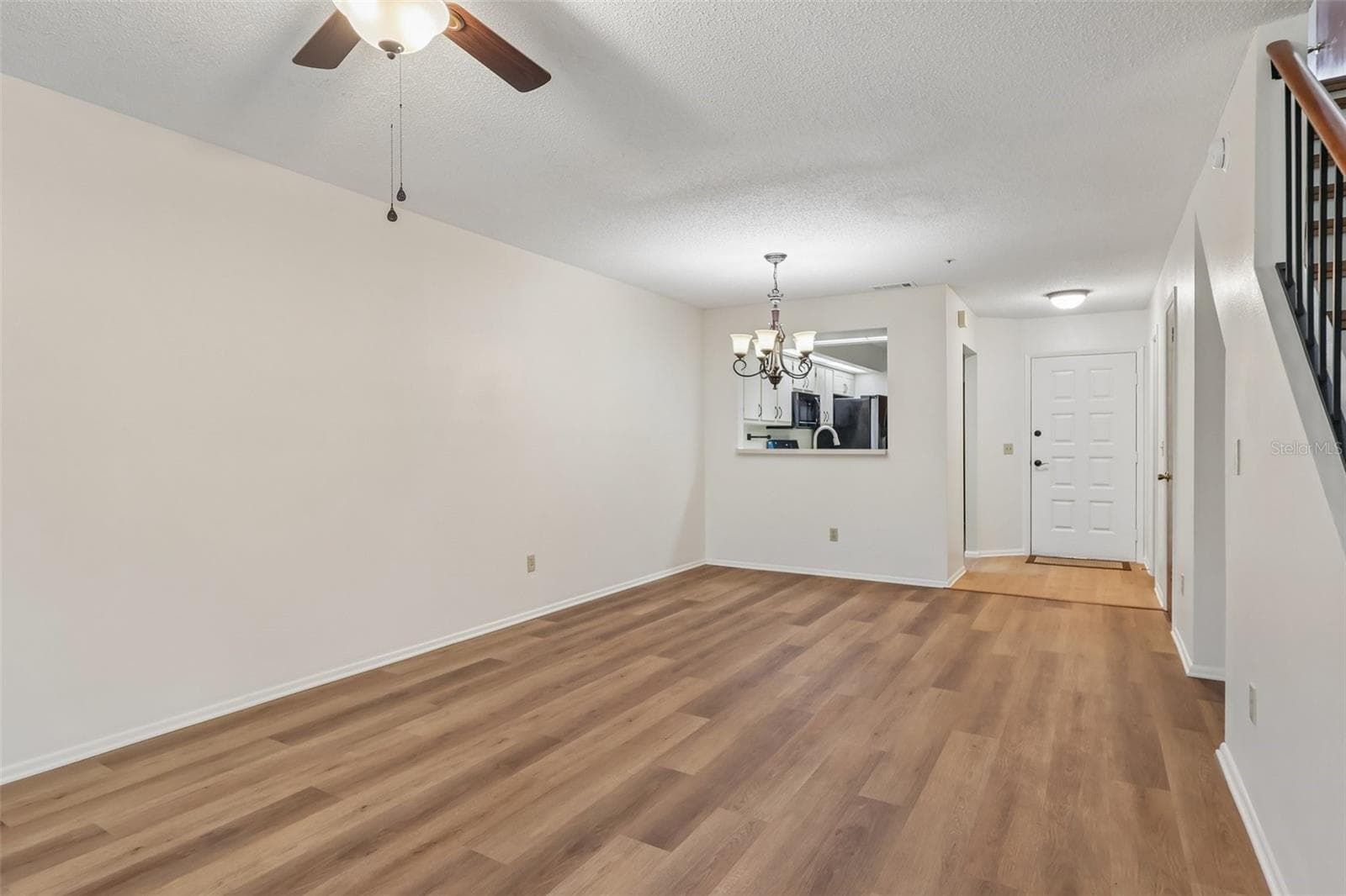 626 NORTHBRIDGE DRIVE — photo 12 of 38