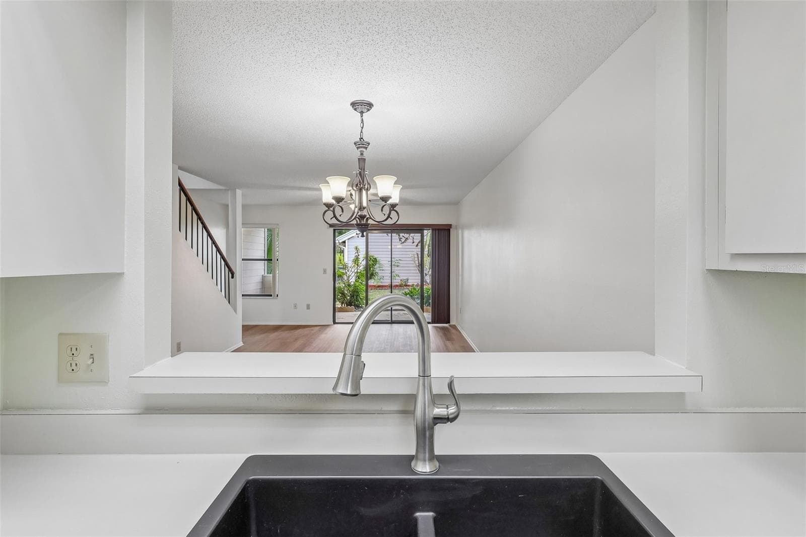 626 NORTHBRIDGE DRIVE — photo 15 of 38