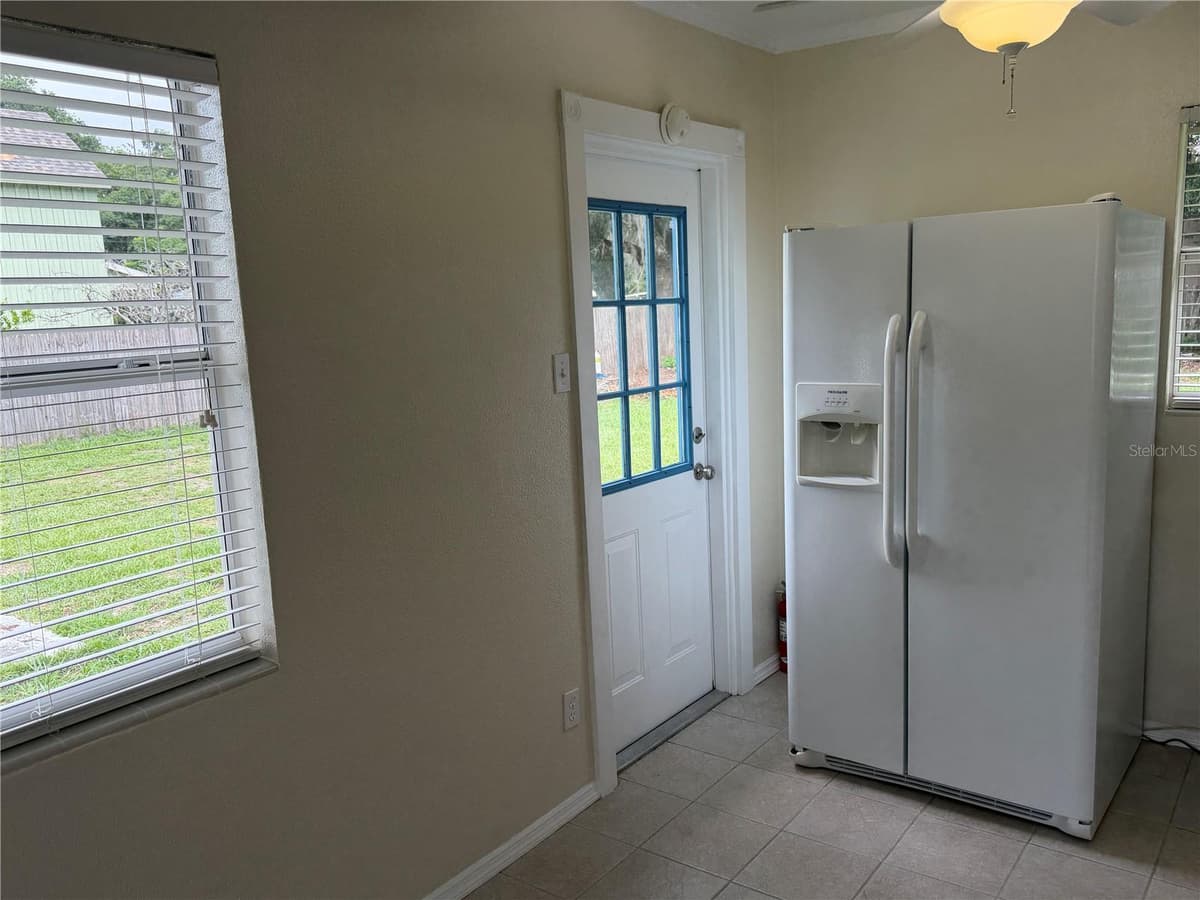 2301 WARM SPRINGS AVENUE — photo 9 of 31