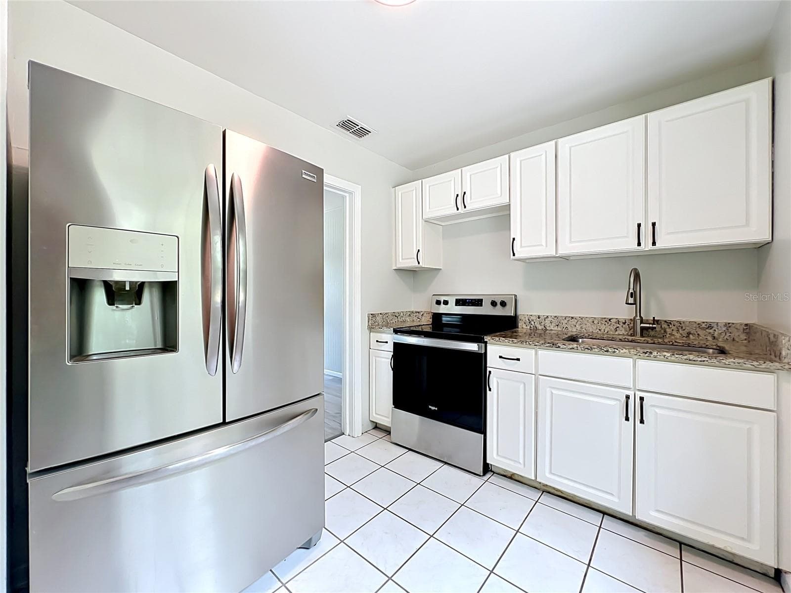 1208 RANDOLPH STREET — photo 9 of 19