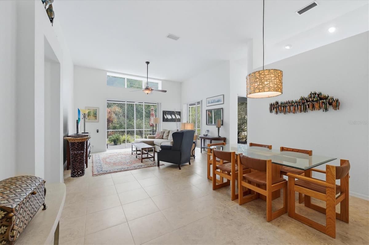 7147 PRESTWICK COURT — photo 12 of 56