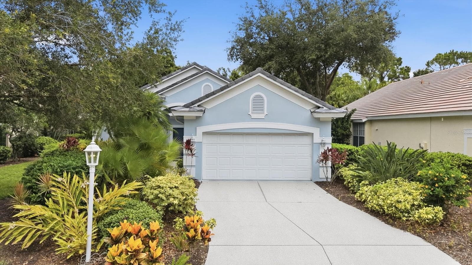 7147 PRESTWICK COURT — photo 3 of 50