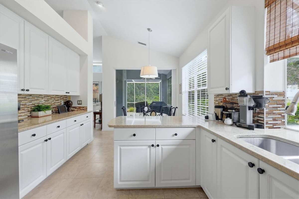 7147 PRESTWICK COURT — photo 19 of 56