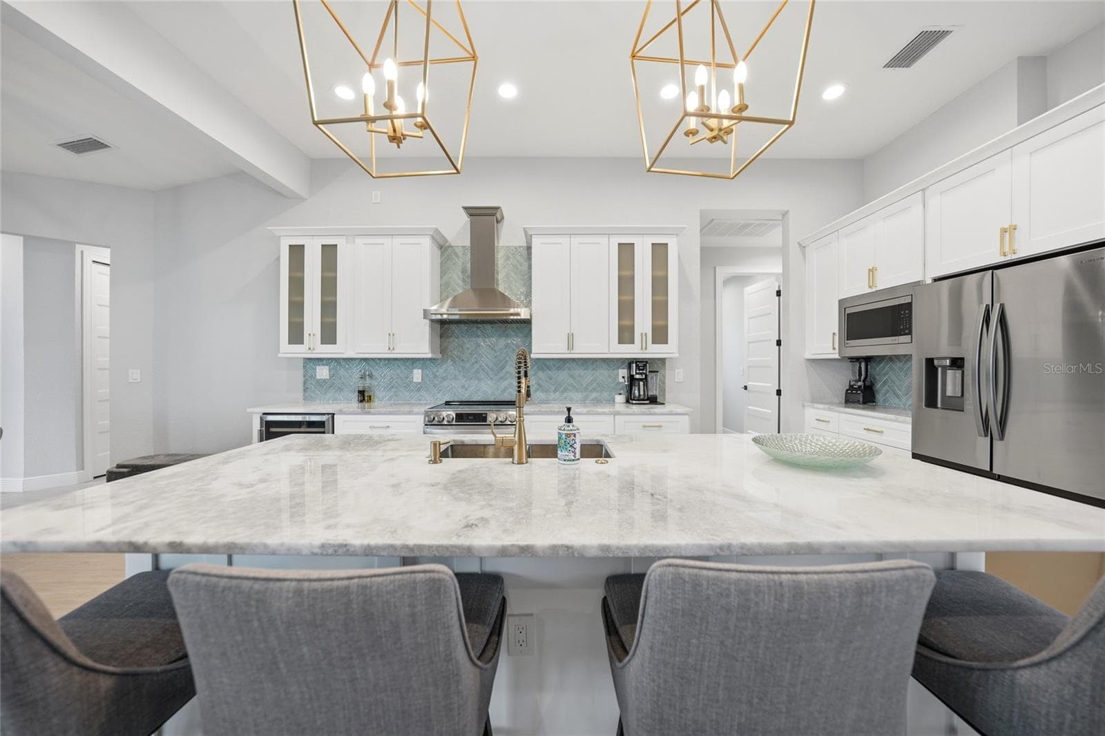 1411 LIGGETT CIRCLE — photo 17 of 59