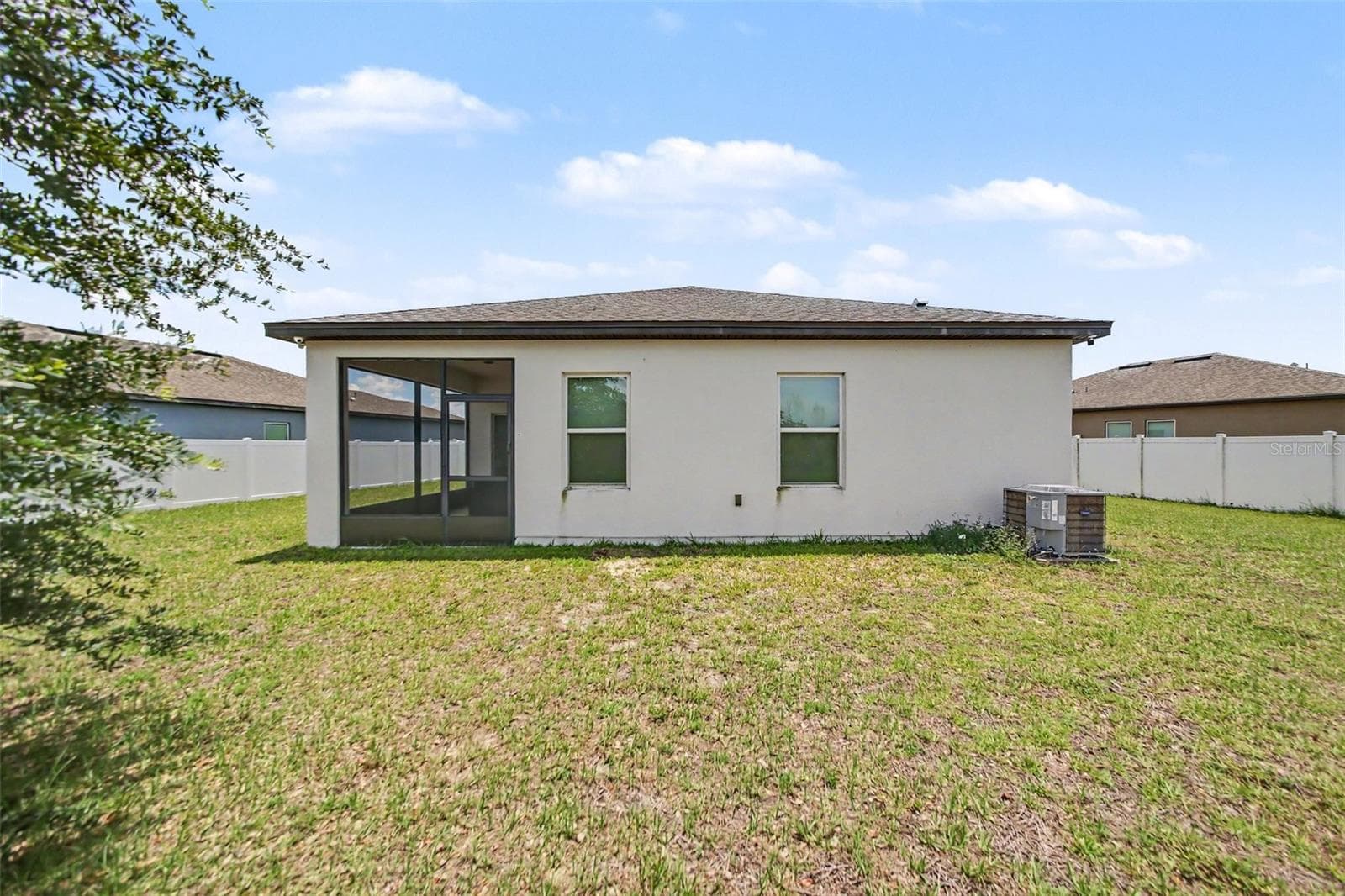 1006 COMMUTER DR — photo 21 of 23