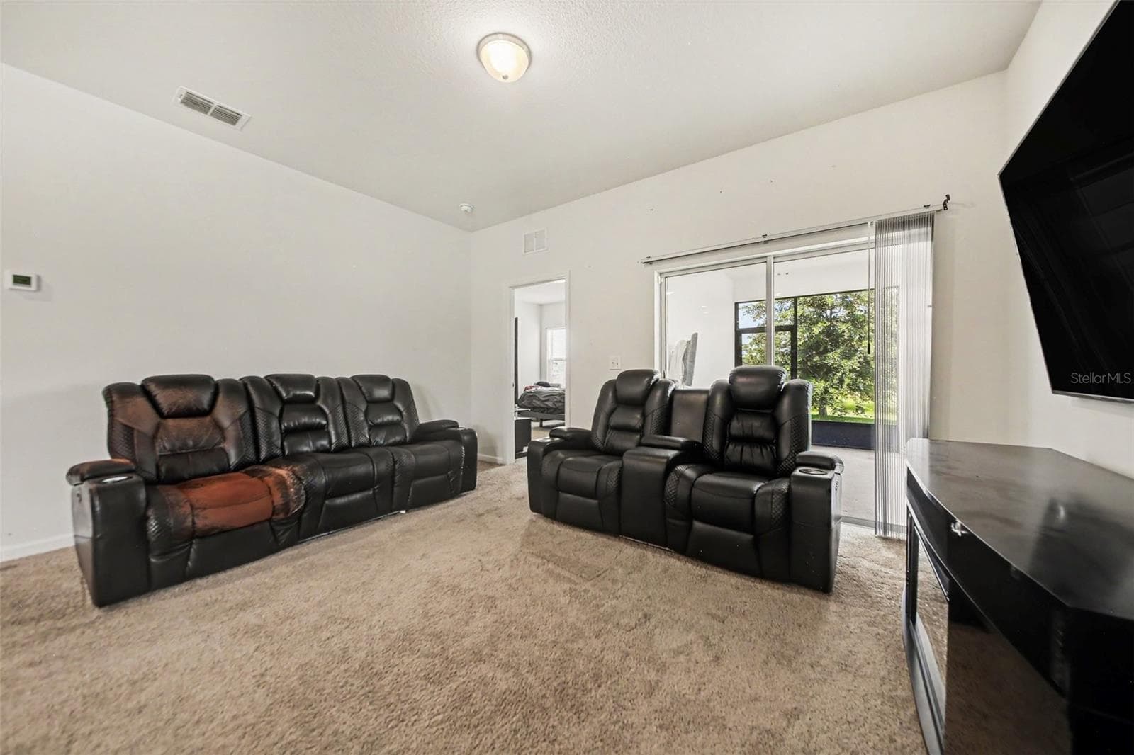 1006 COMMUTER DR — photo 6 of 23