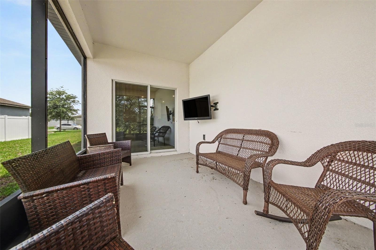 1006 COMMUTER DR — photo 19 of 23