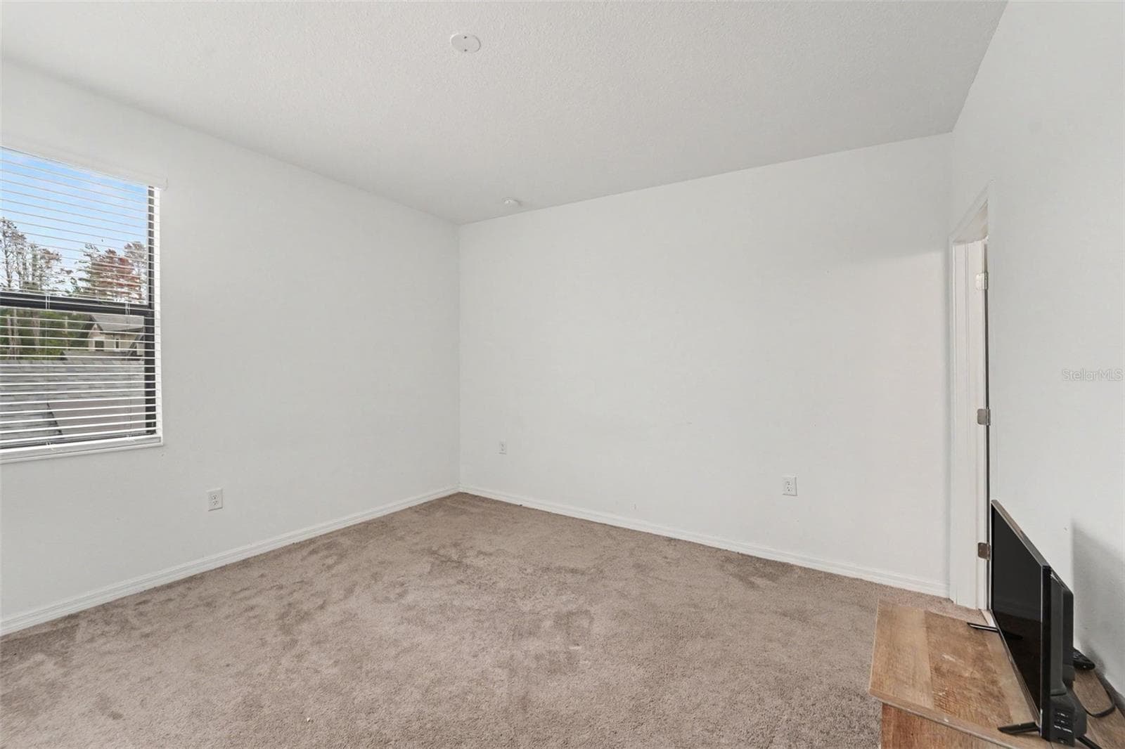 13968 NESBIT COURT — photo 14 of 19