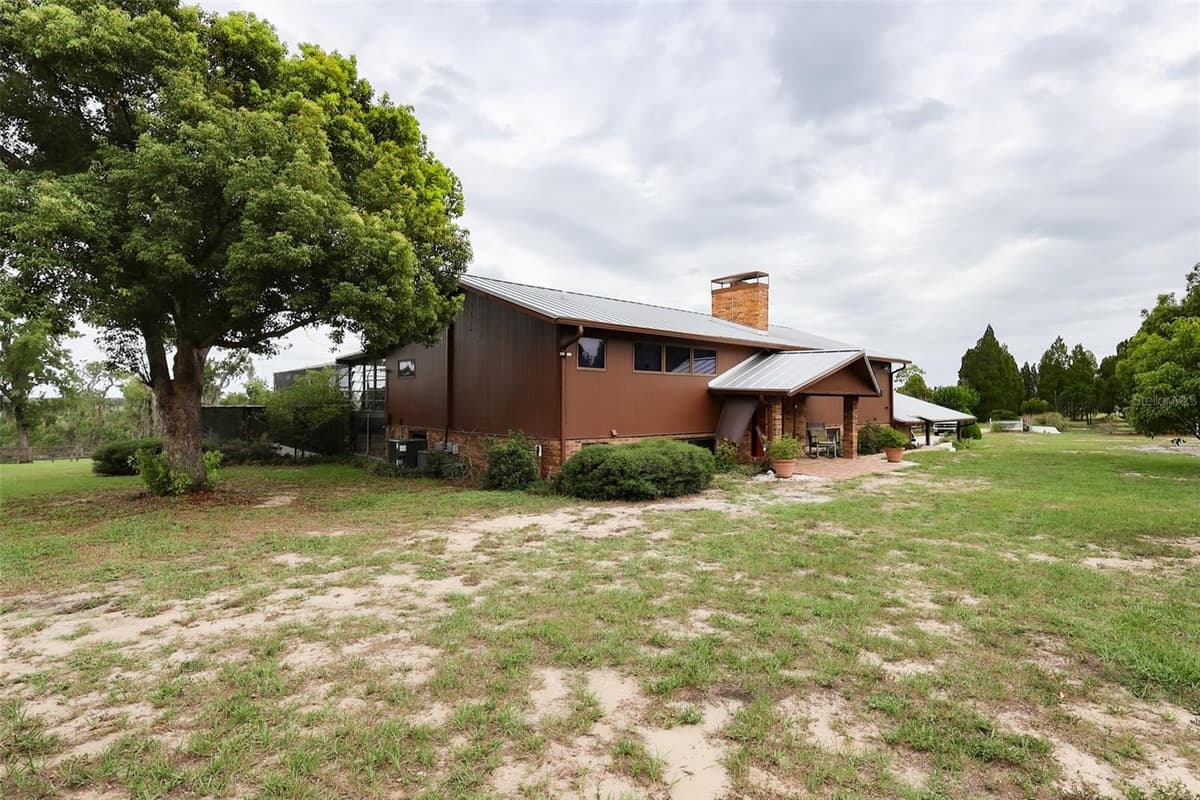 5757 TRASK ROAD — photo 4 of 75