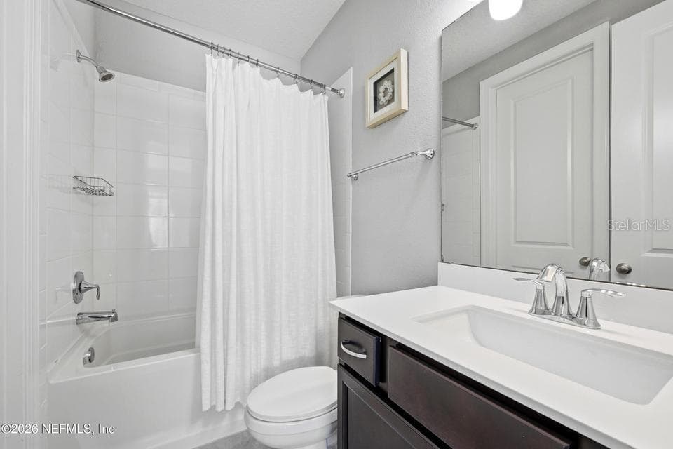 128 WINDWALKER DRIVE — photo 10 of 91