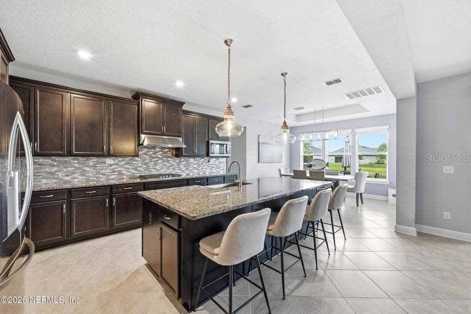 128 WINDWALKER DRIVE — photo 17 of 91
