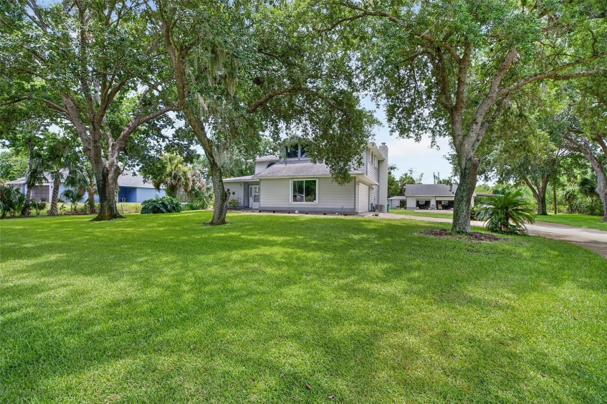 3247 DALHI STREET — photo 1 of 53