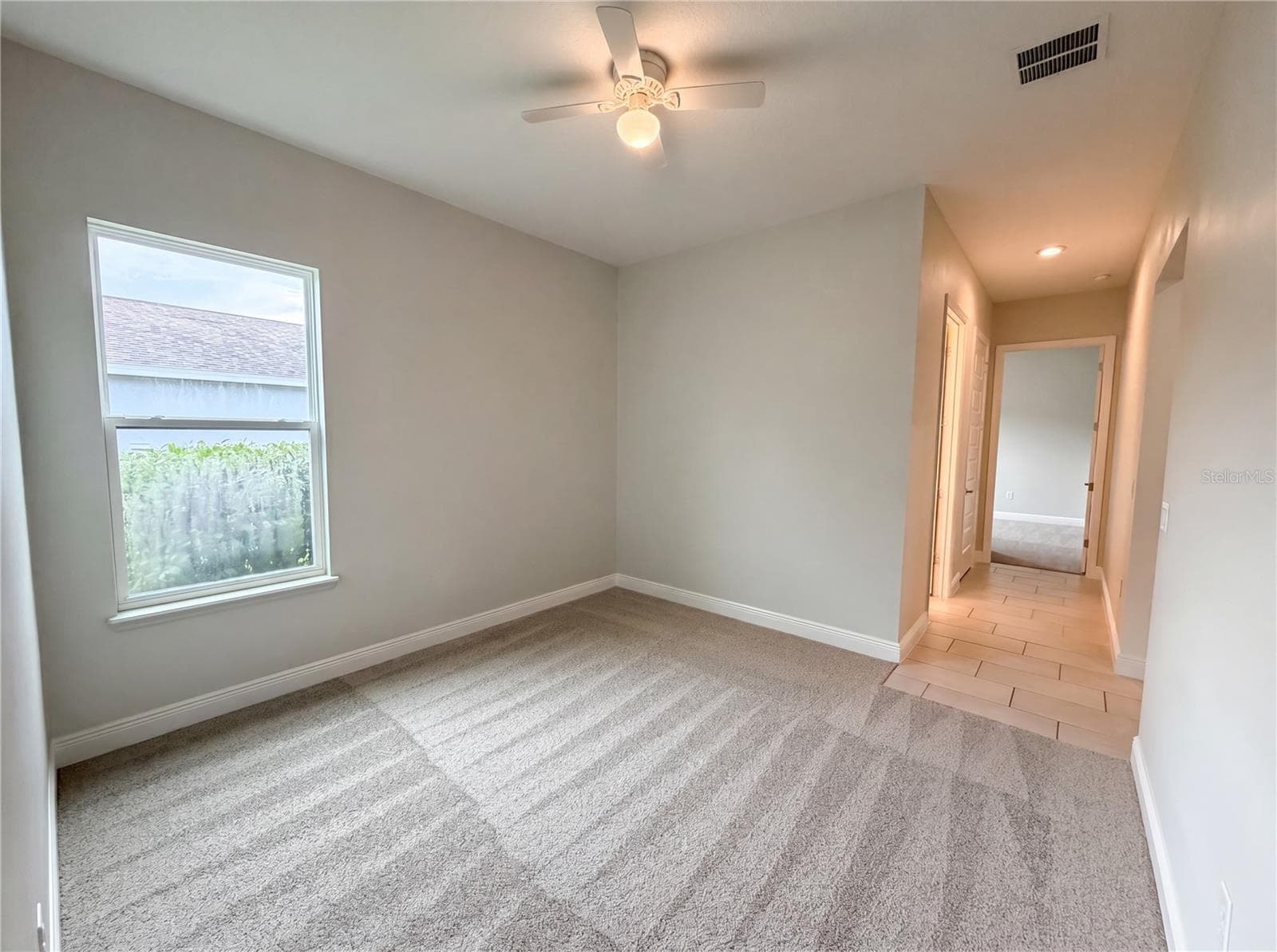 432 NOWELL LOOP — photo 13 of 27
