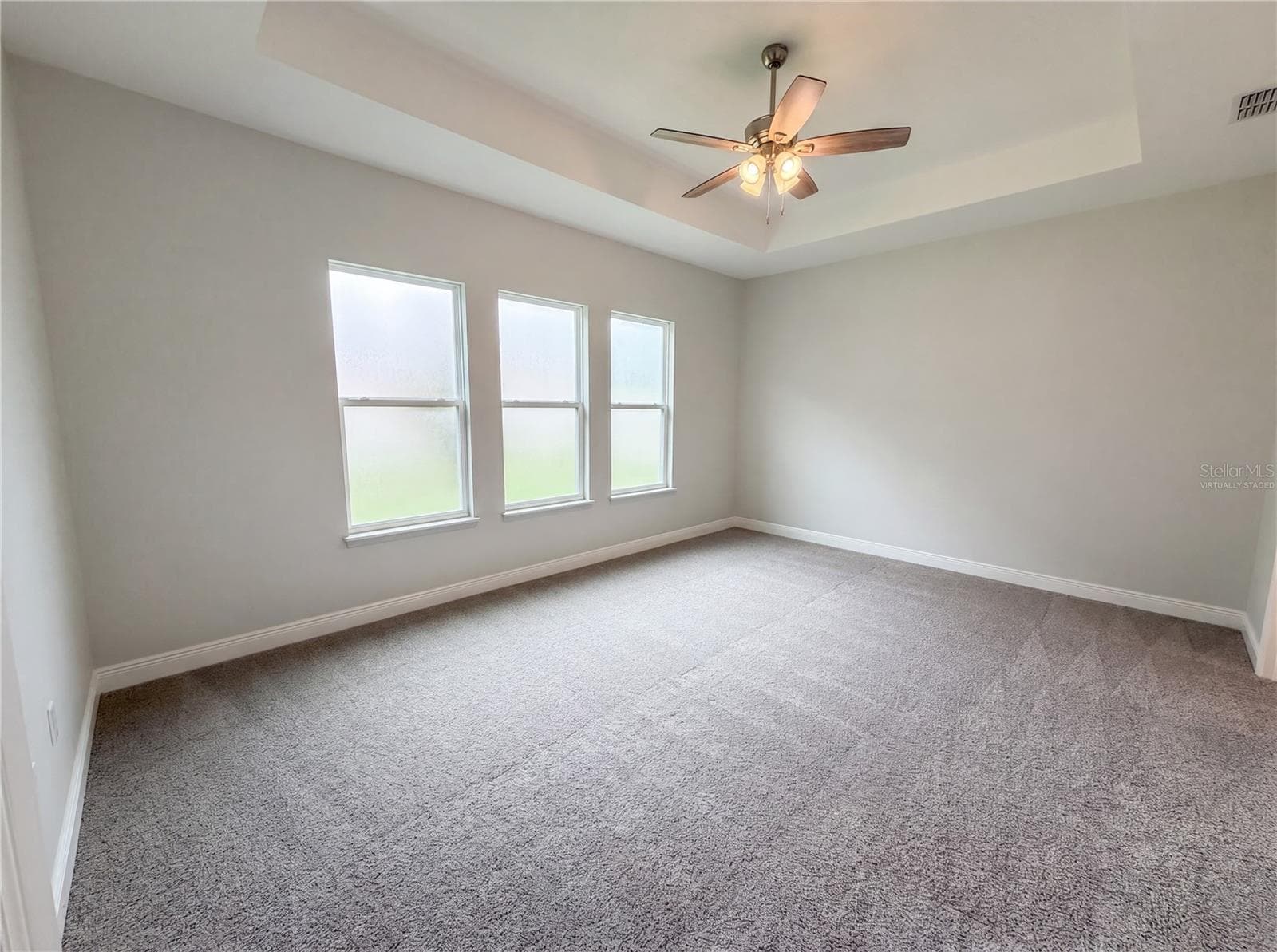432 NOWELL LOOP — photo 4 of 27