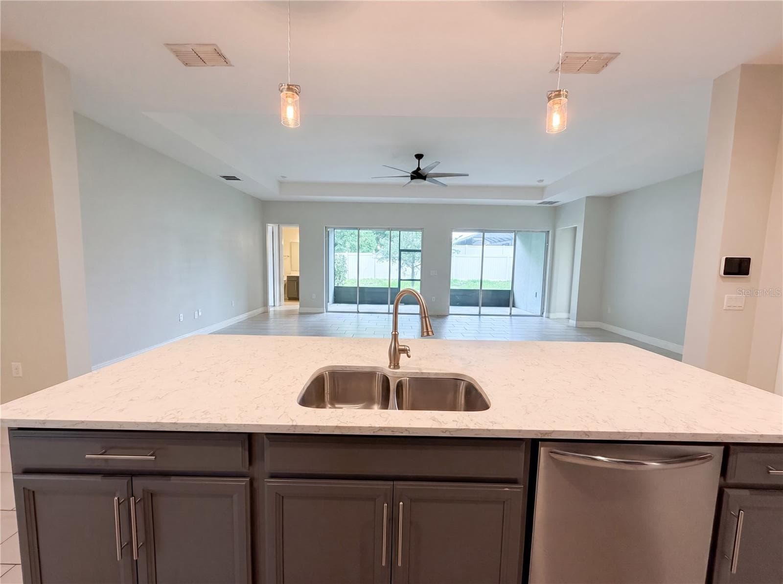 432 NOWELL LOOP — photo 9 of 27