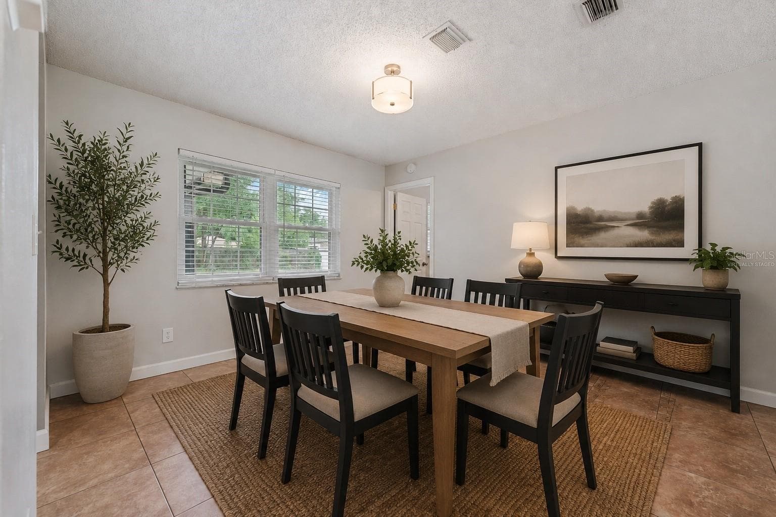 1016 MANCHESTER CIRCLE — photo 10 of 22