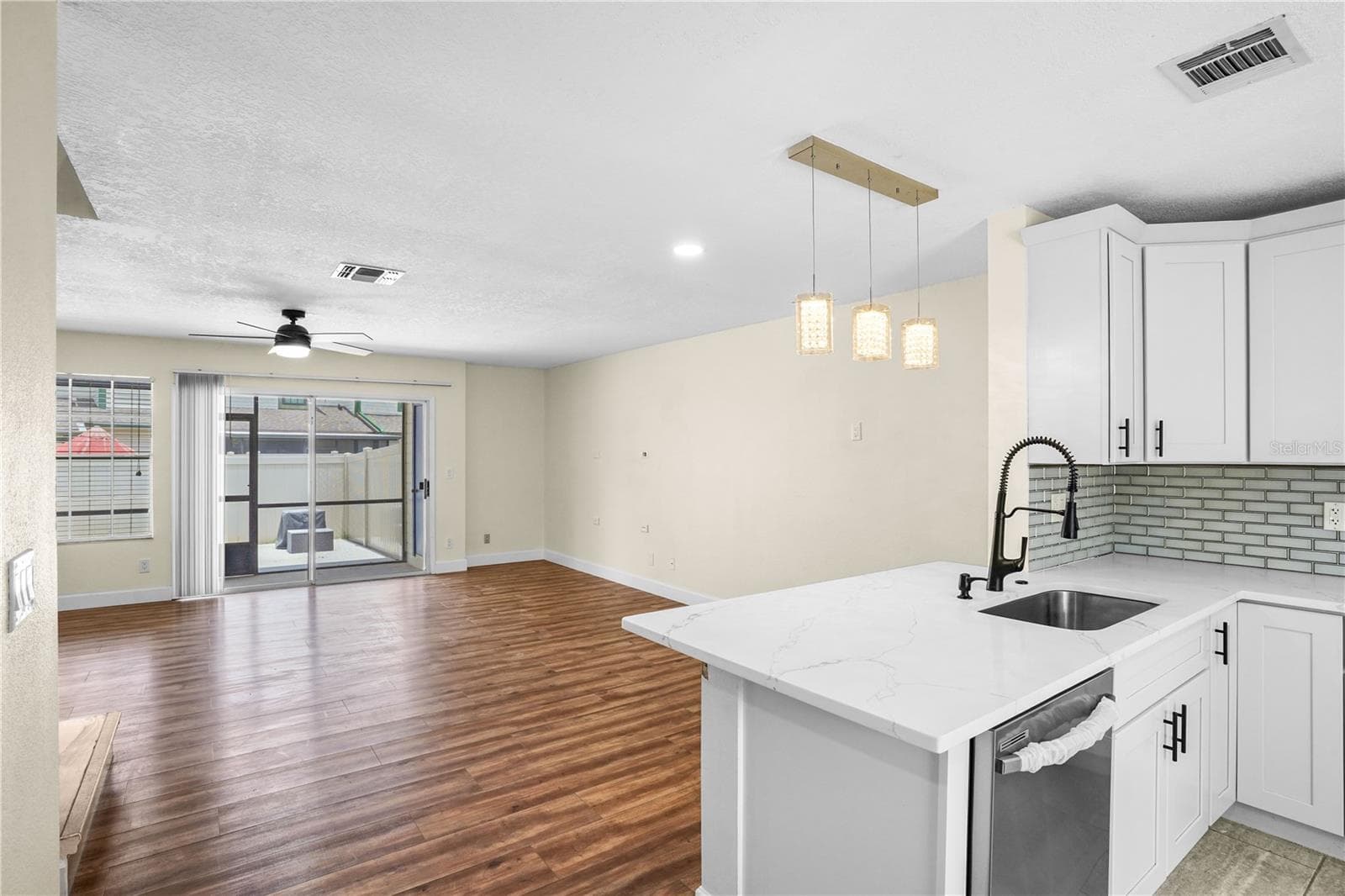 2823 BOULDER FALLS COURT — photo 6 of 48