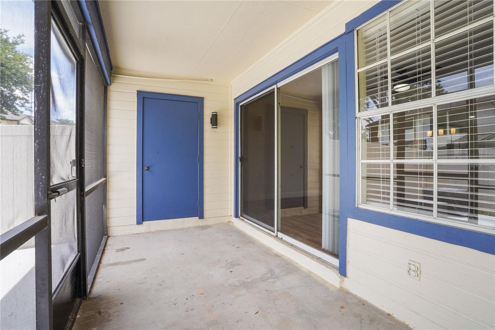 2823 BOULDER FALLS COURT — photo 37 of 48
