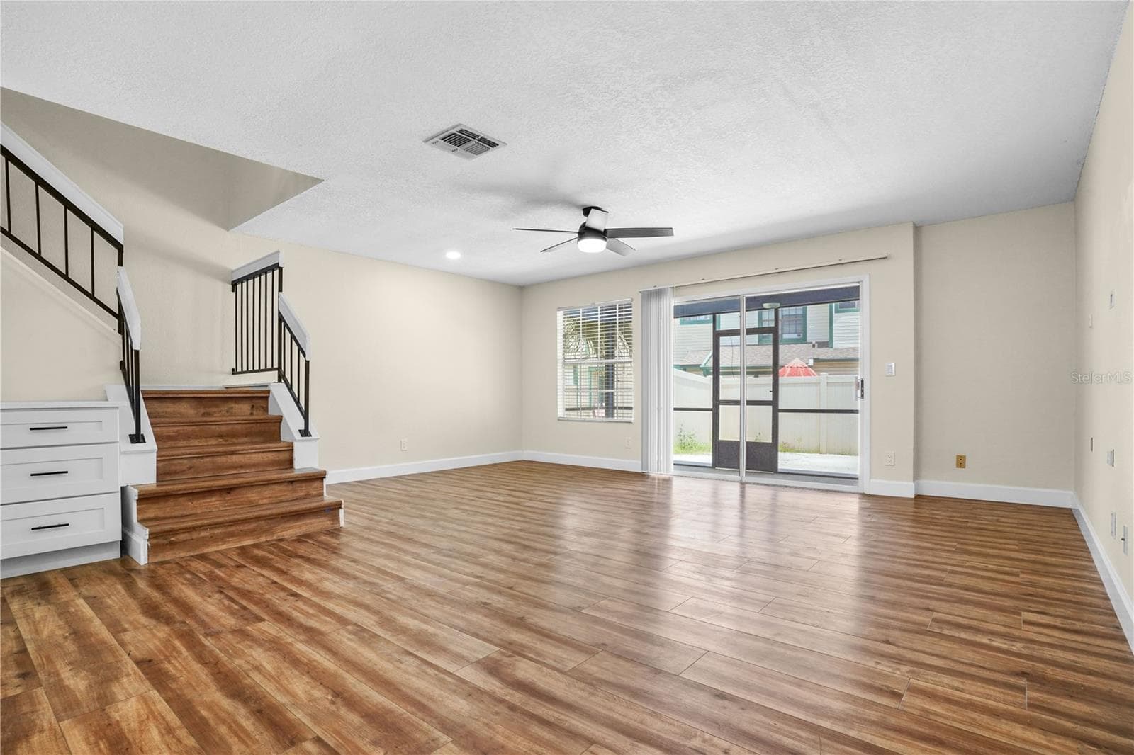 2823 BOULDER FALLS COURT — photo 9 of 48