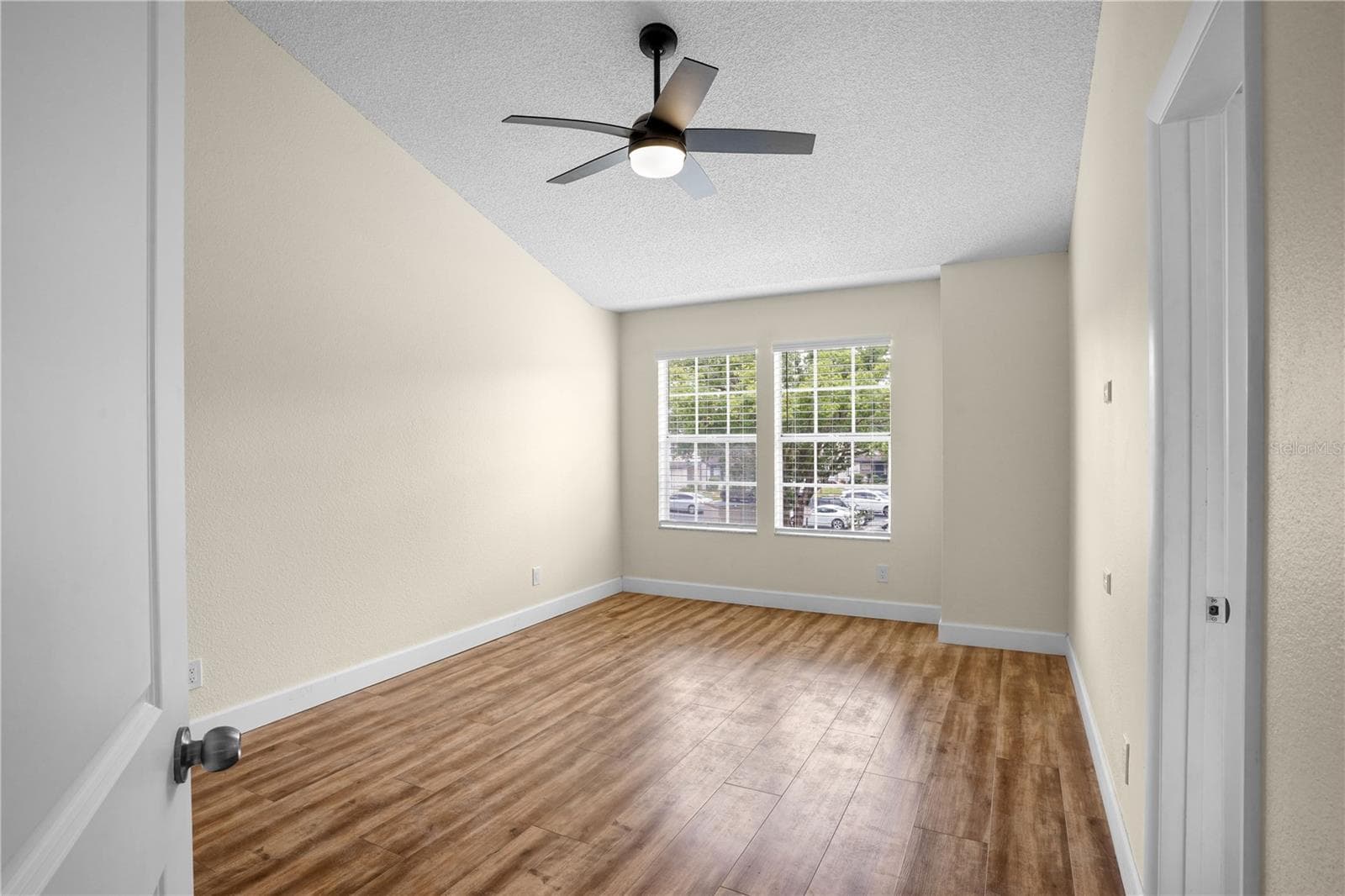 2823 BOULDER FALLS COURT — photo 22 of 48