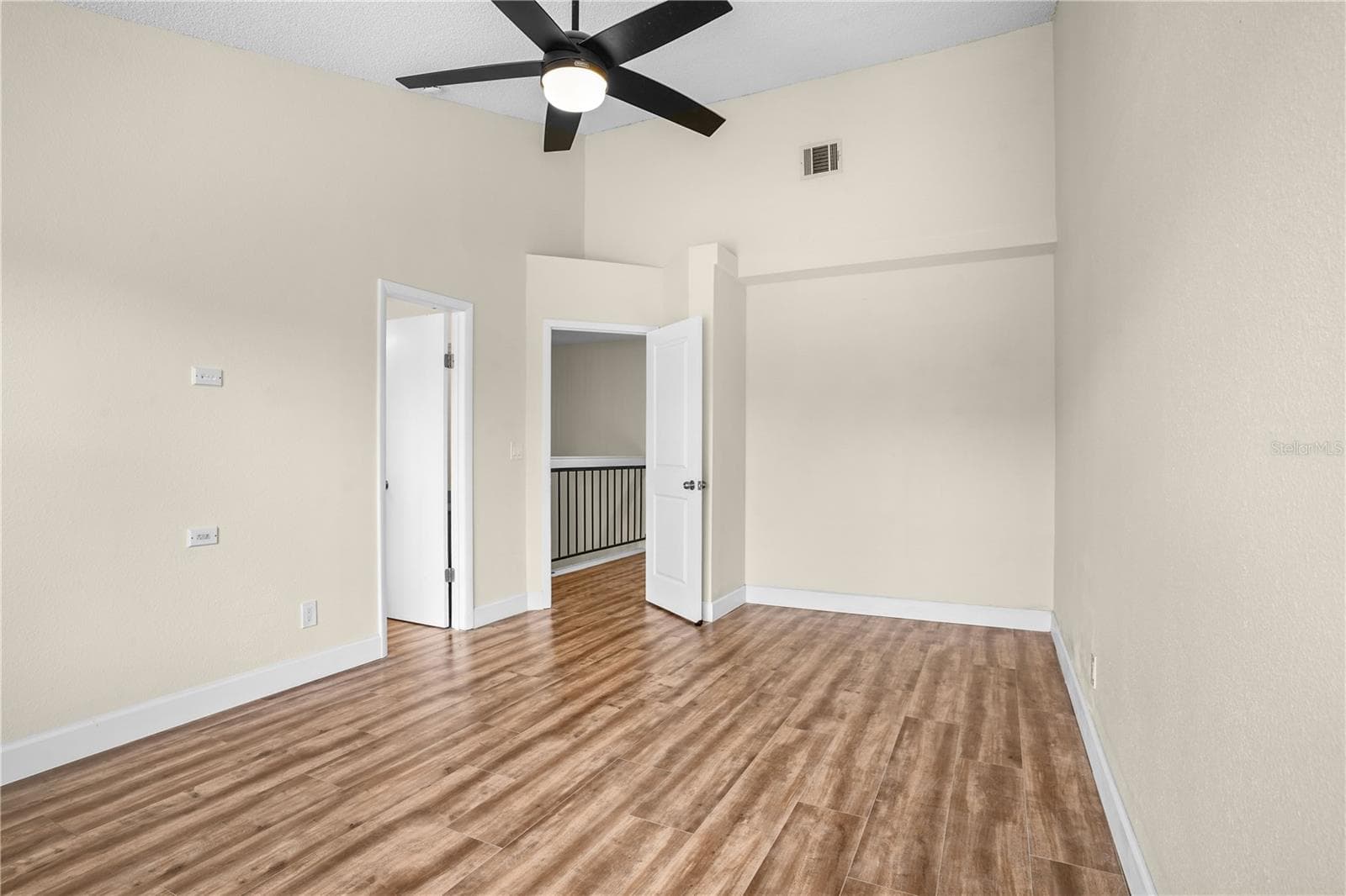 2823 BOULDER FALLS COURT — photo 24 of 48