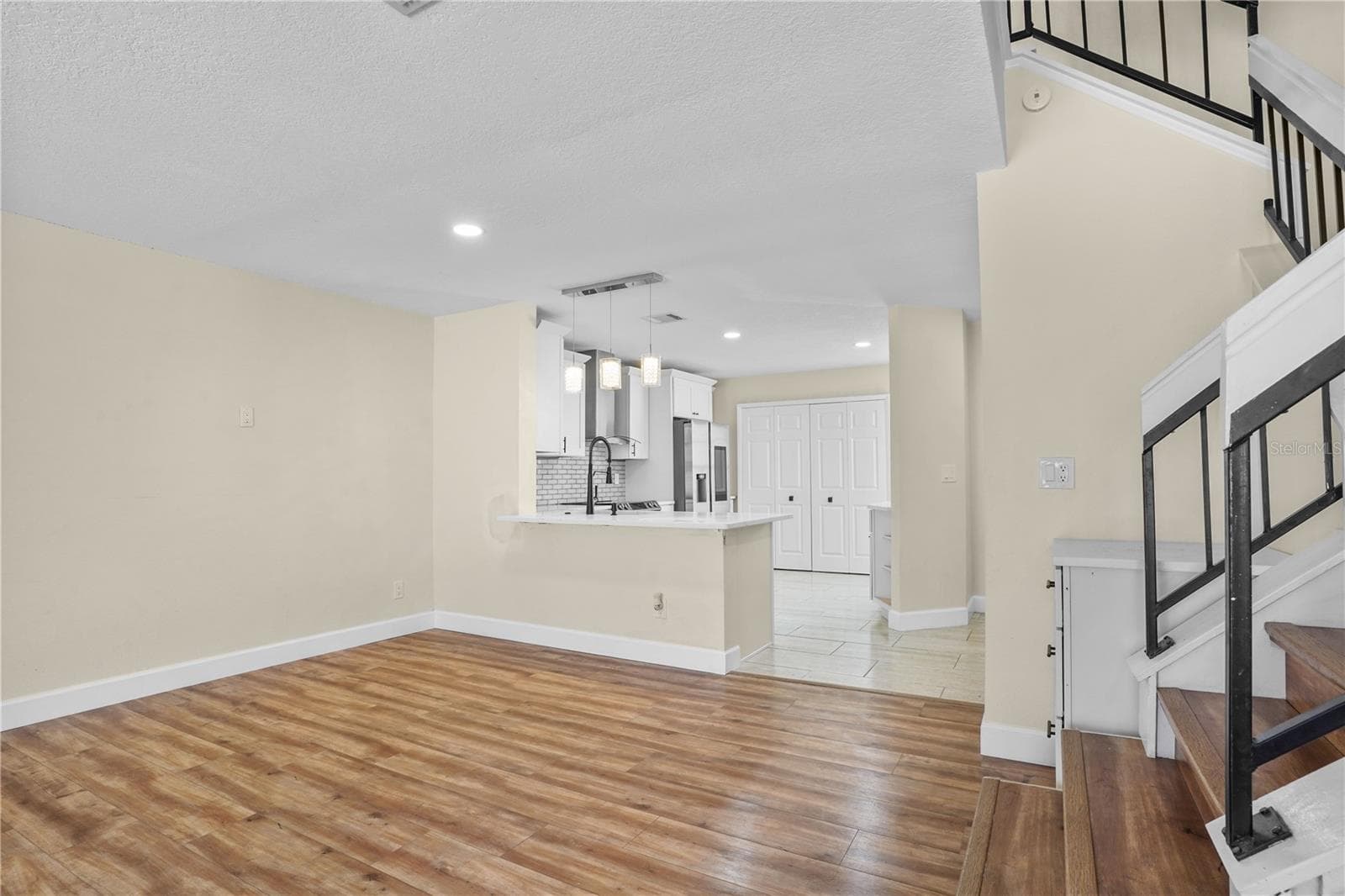 2823 BOULDER FALLS COURT — photo 13 of 48