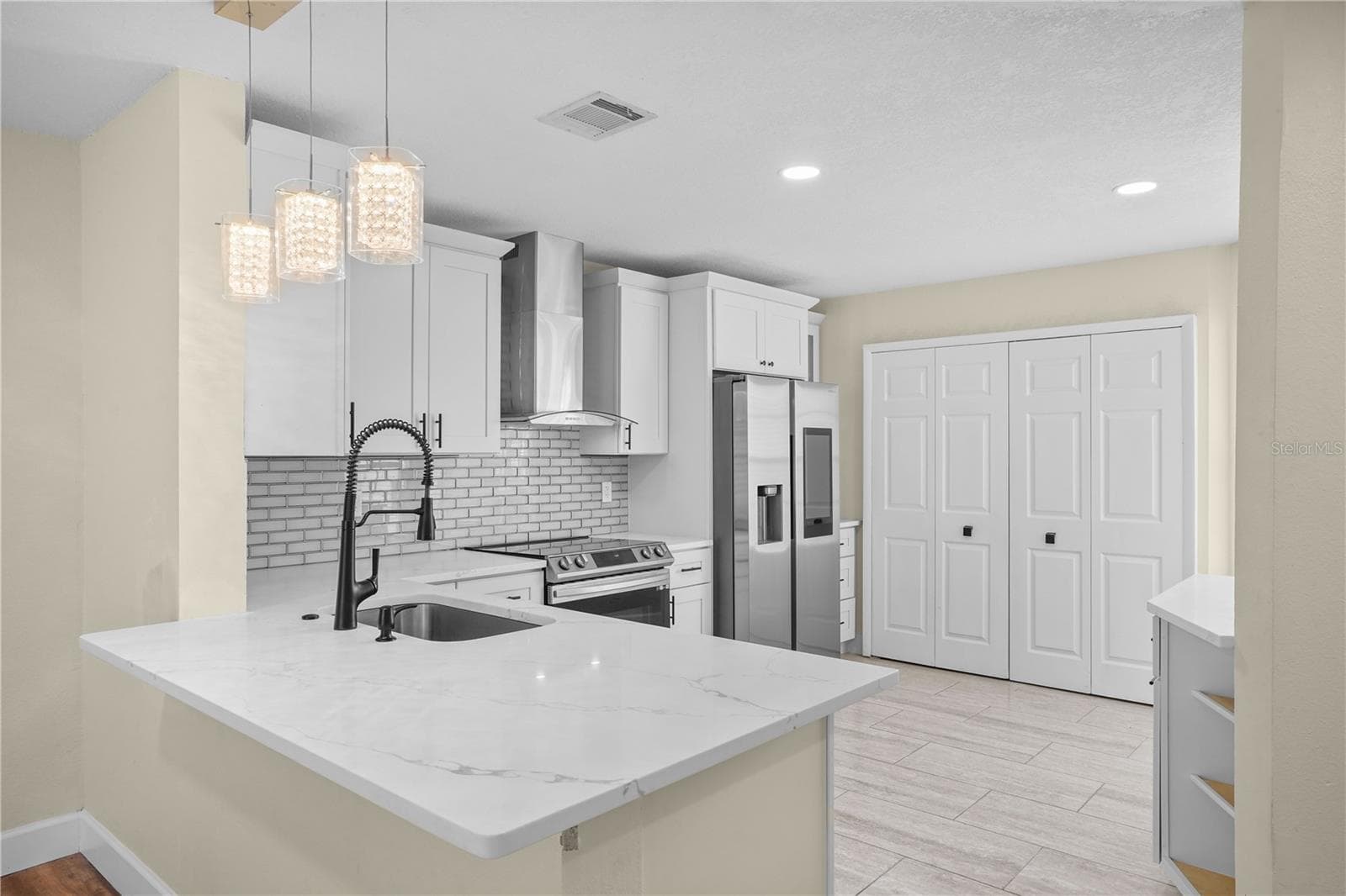 2823 BOULDER FALLS COURT — photo 14 of 48